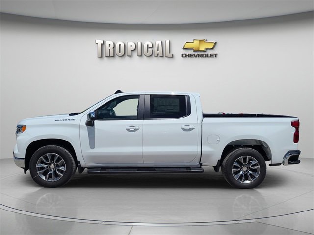 2026 Chevrolet Silverado 1500 LT photo 2