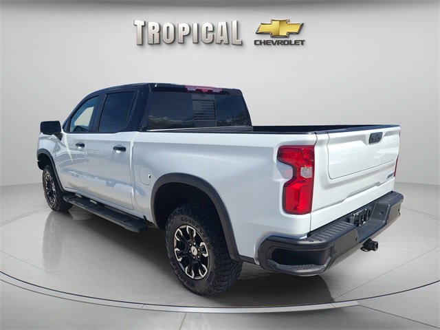 2024 Chevrolet Silverado 1500 ZR2 photo 3