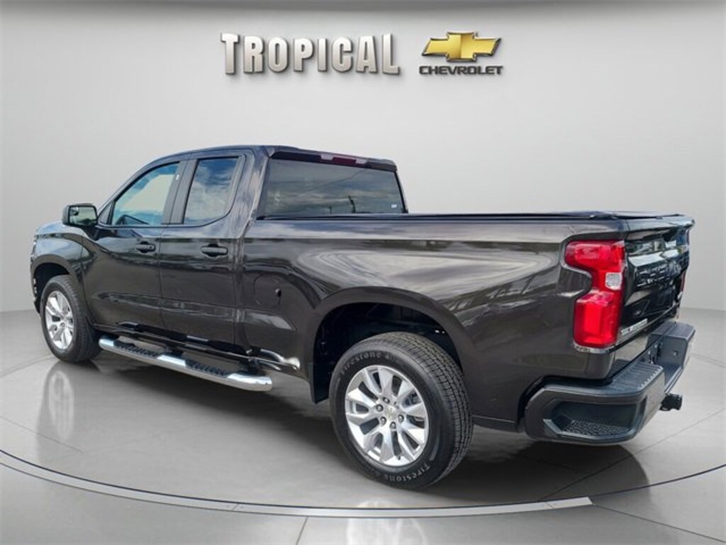 Used 2022 Chevrolet Silverado 1500 LTD Custom Truck