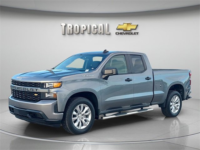 2021 Chevrolet Silverado 1500 Custom photo 3