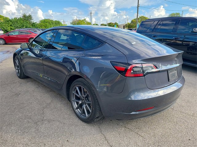 2023 Tesla Model 3 photo 3