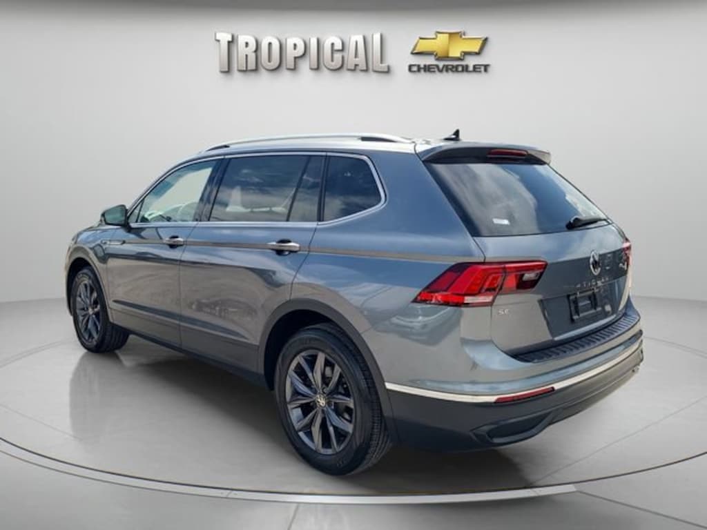 Used 2022 Volkswagen Tiguan SE
