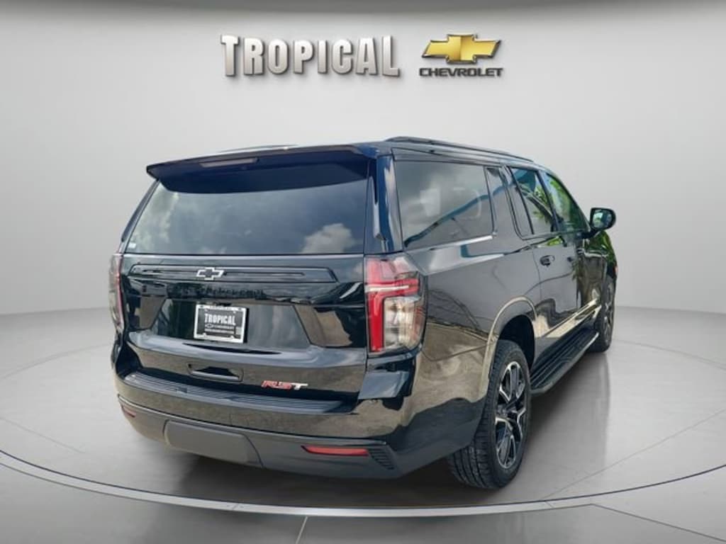 Used 2024 Chevrolet Suburban RST SUV