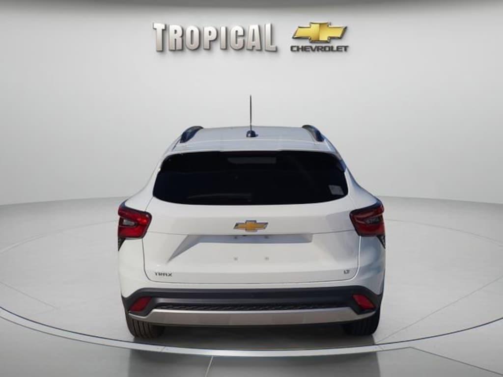 New 2026 Chevrolet Trax LT SUV