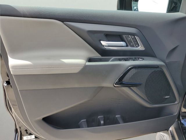2026 Chevrolet Silverado EV Trail Boss - Photo 18