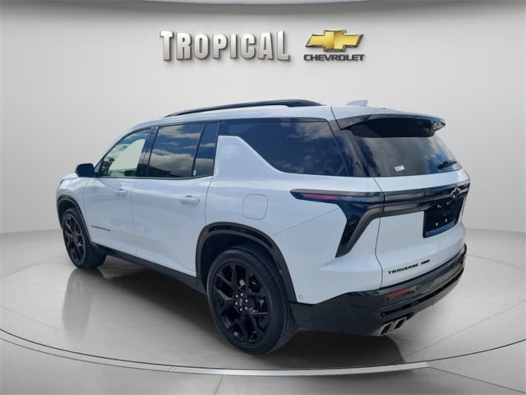 Used 2024 Chevrolet Traverse RS SUV