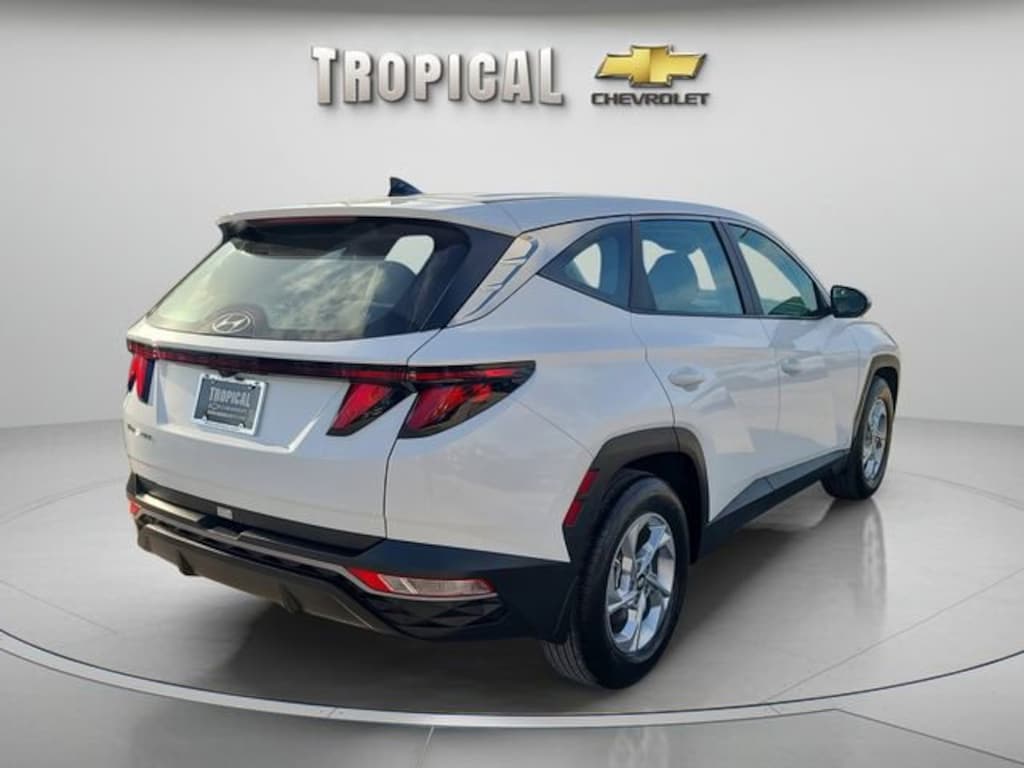 Used 2024 Hyundai Tucson SE