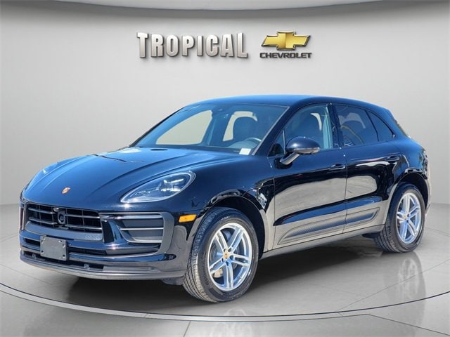 2022 Porsche Macan