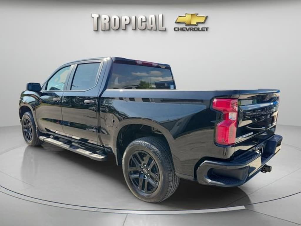 New 2026 Chevrolet Silverado 1500 Custom Truck