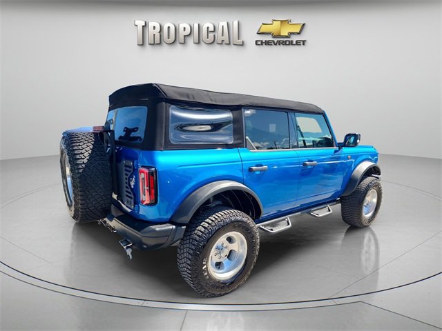 2023 Ford Bronco Base photo 4