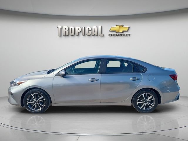 Used 2023 Kia Forte LXS with VIN 3KPF24ADXPE588312 for sale in Miami Shores, FL