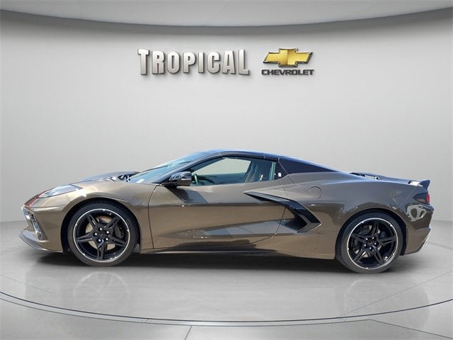 Used 2021 Chevrolet Corvette 2LT with VIN 1G1YB3D40M5112648 for sale in Miami, FL