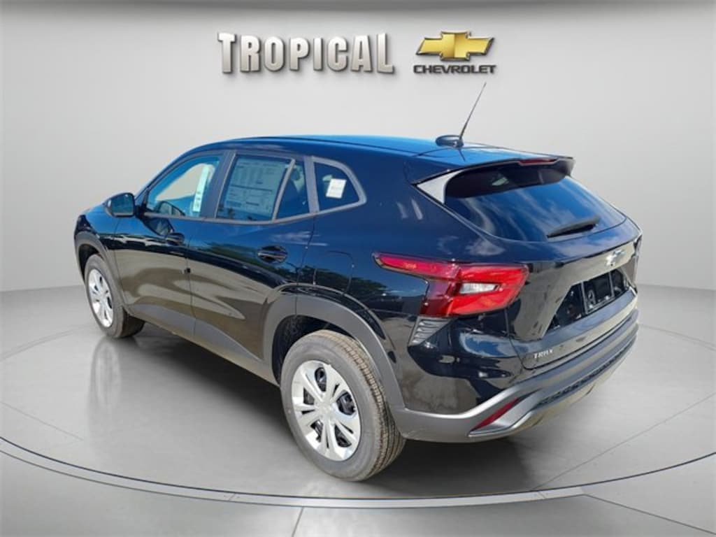 New 2026 Chevrolet Trax LS SUV