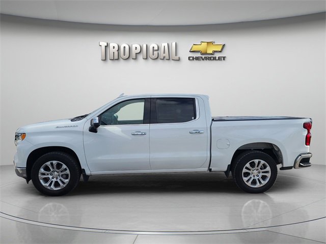 2022 Chevrolet Silverado 1500 LTZ photo 2