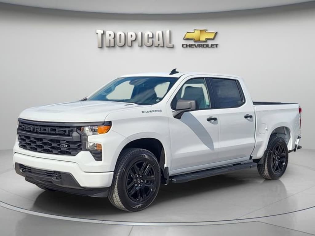 New 2026 Chevrolet Silverado 1500 Custom Truck