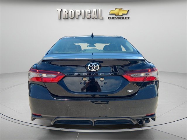 2023 Toyota Camry SE photo 4