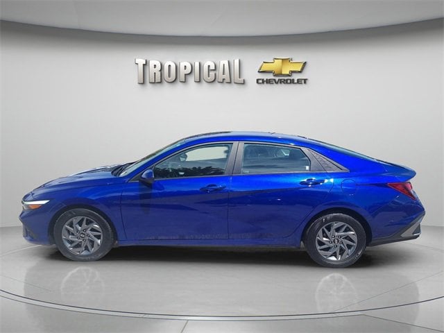 Used 2024 Hyundai Elantra SEL with VIN KMHLM4DG6RU650274 for sale in Miami Shores, FL