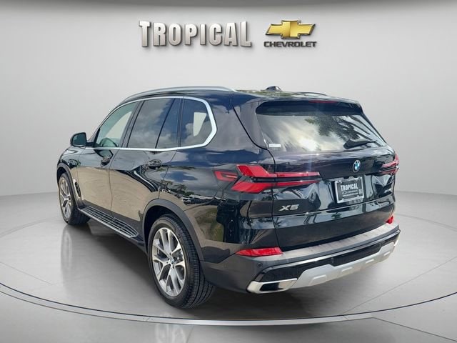 5UX13EU03T9092349