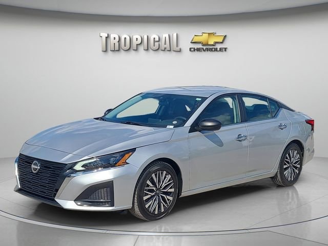 2024 Nissan Altima SV