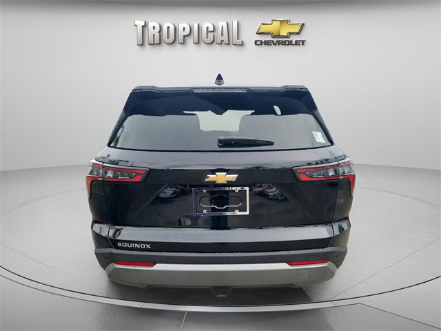 2026 Chevrolet Equinox LT photo 4