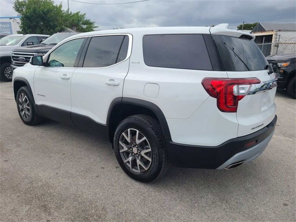 Used 2023 GMC Acadia SLE SUV
