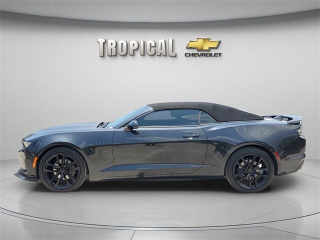 Used 2024 Chevrolet Camaro 2LT with VIN 1G1FD3DS6R0119270 for sale in Miami, FL