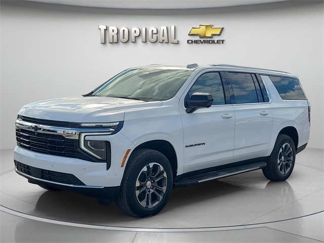 2026 Chevrolet Suburban LS's photo