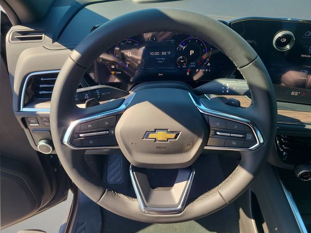 2026 Chevrolet Suburban LS - Photo 22