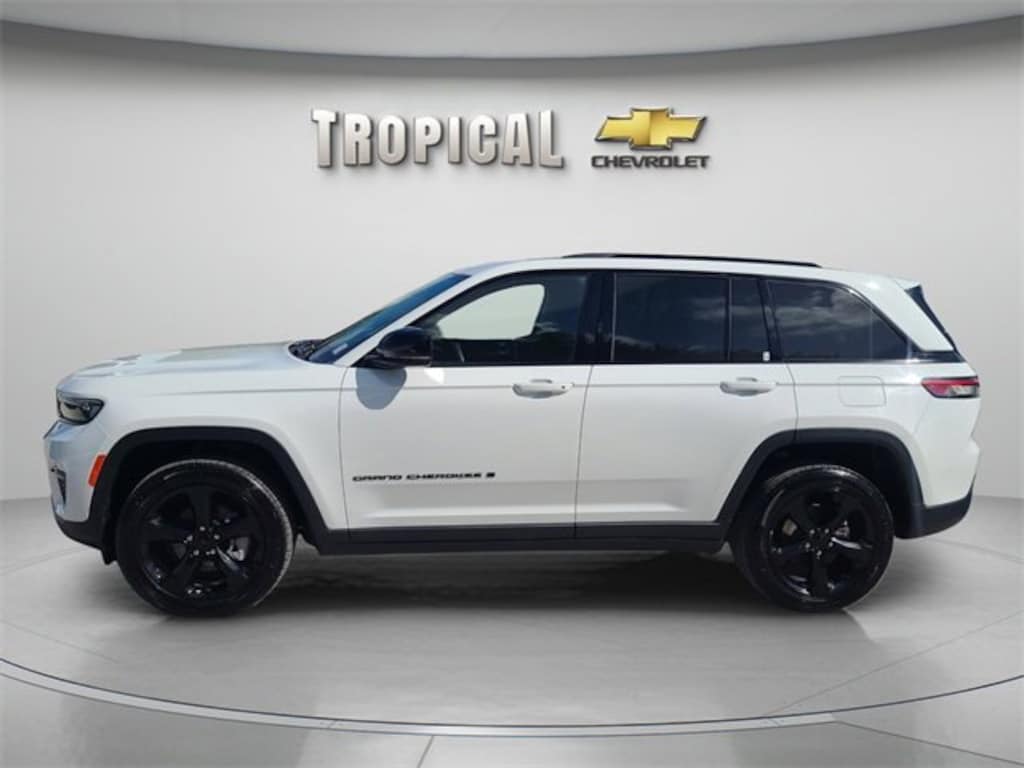 Used 2023 Jeep Grand Cherokee Limited