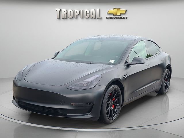 2023 Tesla Model 3 -'s photo