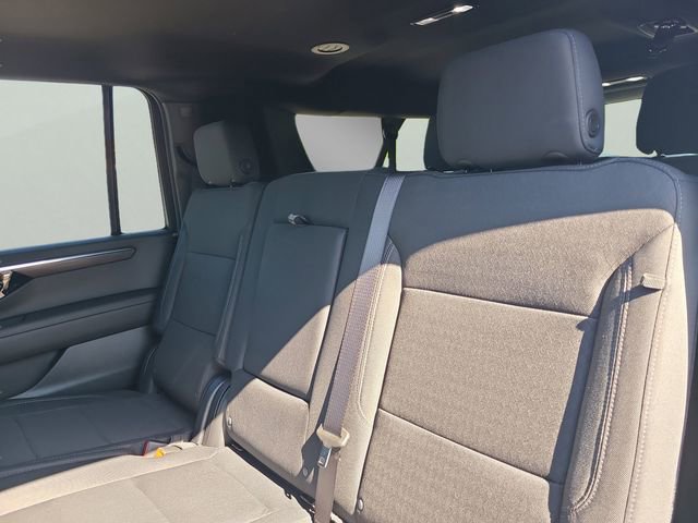 2026 Chevrolet Suburban LS - Photo 6