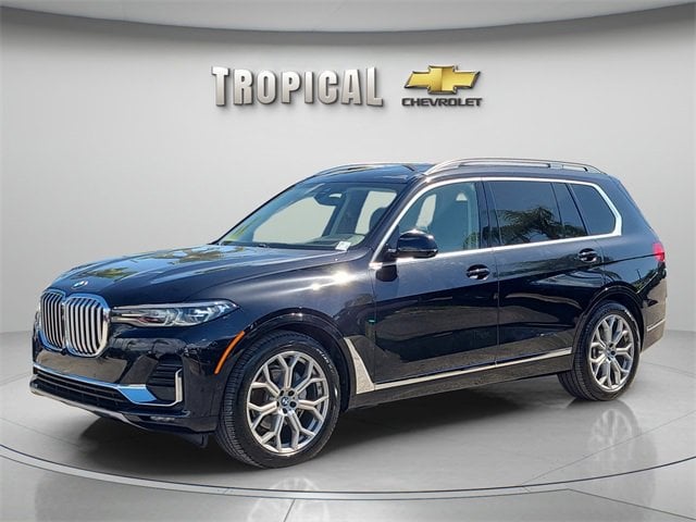 2021 BMW X7 40i's photo
