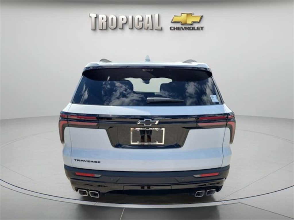 New 2026 Chevrolet Traverse LT SUV