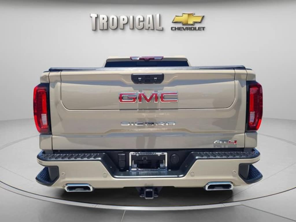 Used 2023 GMC Sierra 1500 AT4 Truck