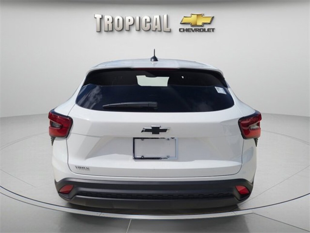 New 2026 Chevrolet Trax LS SUV