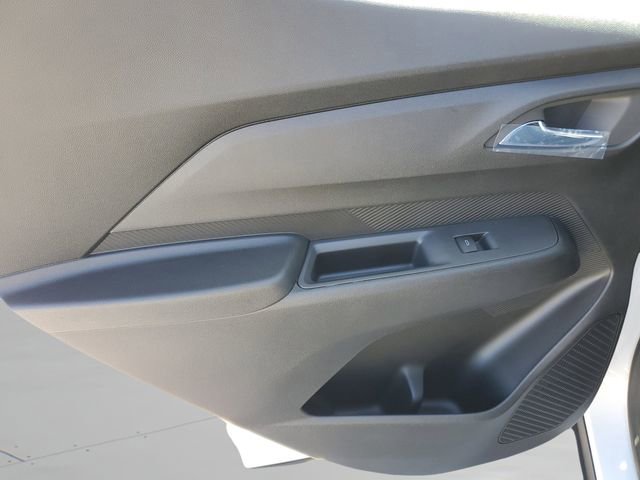 2027 Chevrolet Bolt RS - Photo 13