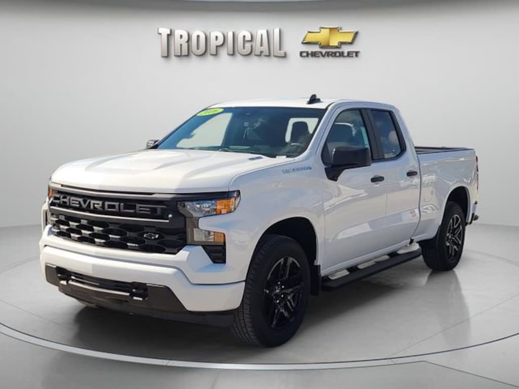 New 2026 Chevrolet Silverado 1500 Custom Truck