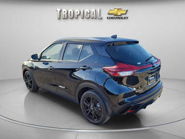 Used 2023 Nissan Kicks SV with VIN 3N1CP5CV0PL565751 for sale in Miami Shores, FL