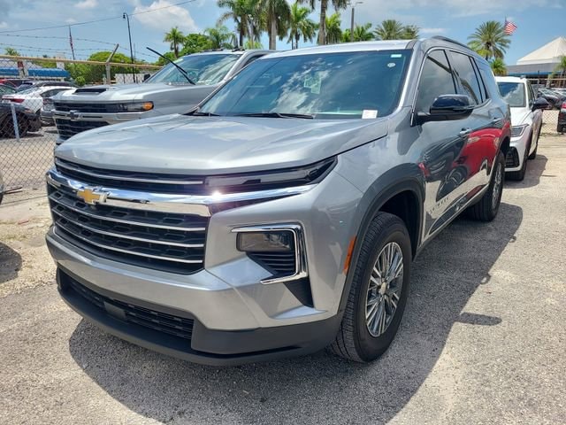 2025 Chevrolet Traverse FWD LT's photo