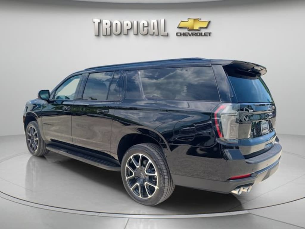 New 2026 Chevrolet Suburban RST SUV