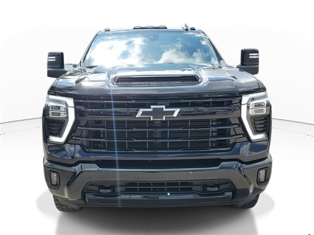 Used 2024 Chevrolet Silverado 2500HD LT with VIN 1GC4YNE79RF204609 for sale in Miami, FL