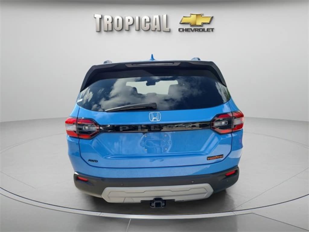 Used 2025 Honda Pilot TrailSport