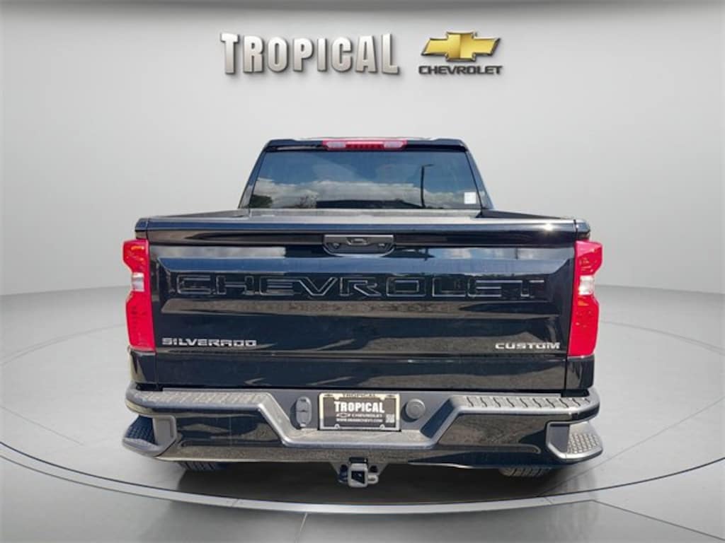 New 2026 Chevrolet Silverado 1500 Custom Truck