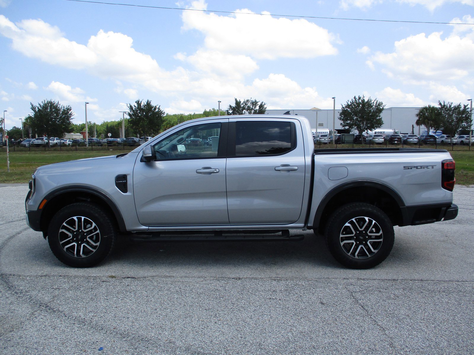2024 Ford Ranger Lariat photo 4