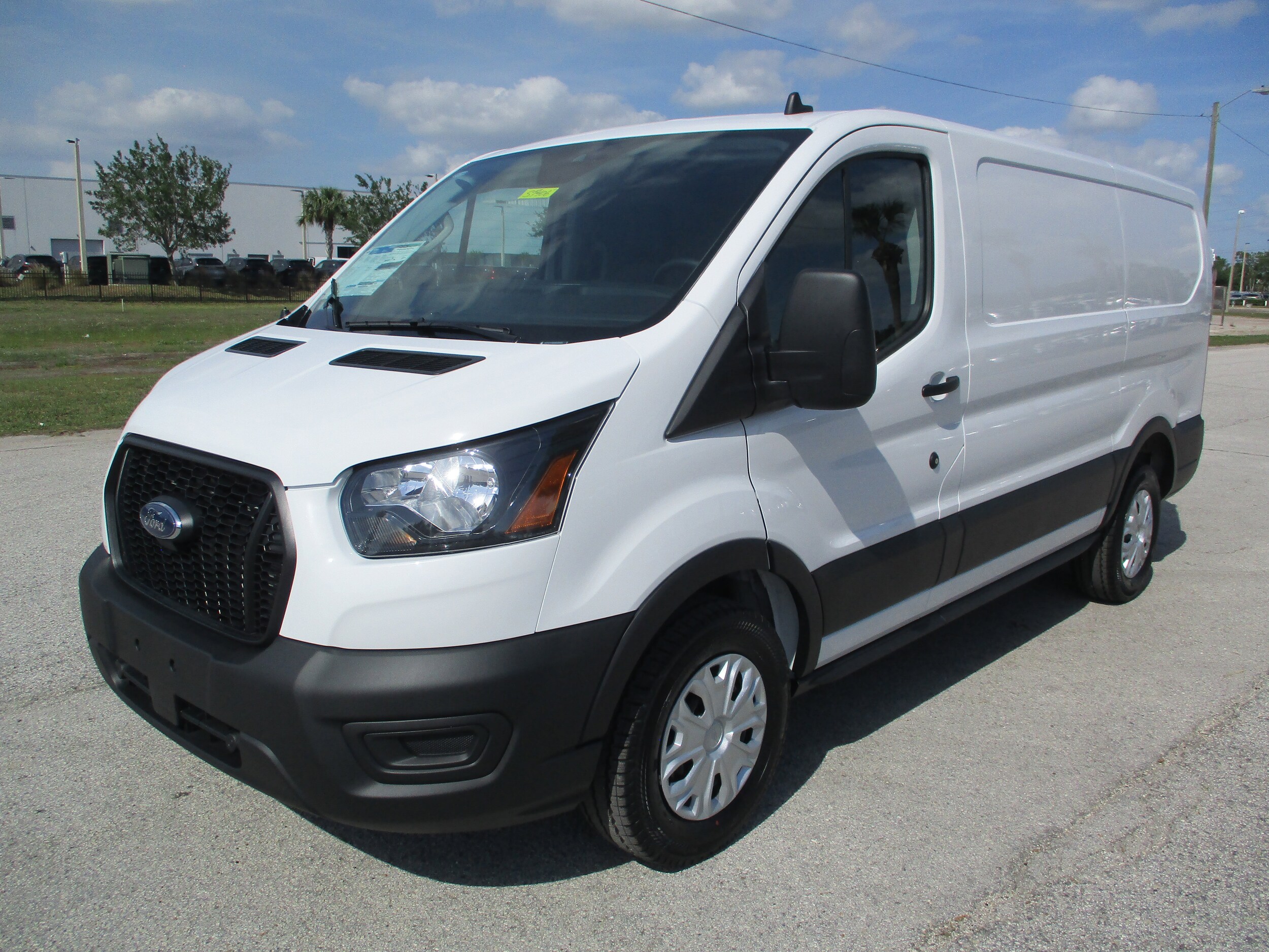 2025 Ford Transit Cargo Van photo 3