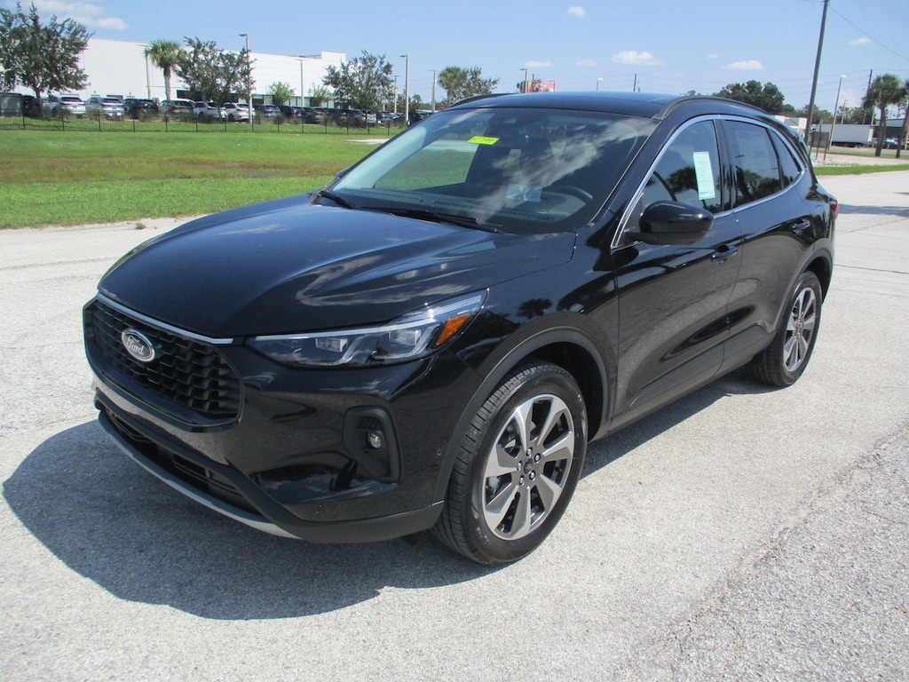 New 2024 Ford Escape Platinum SUV