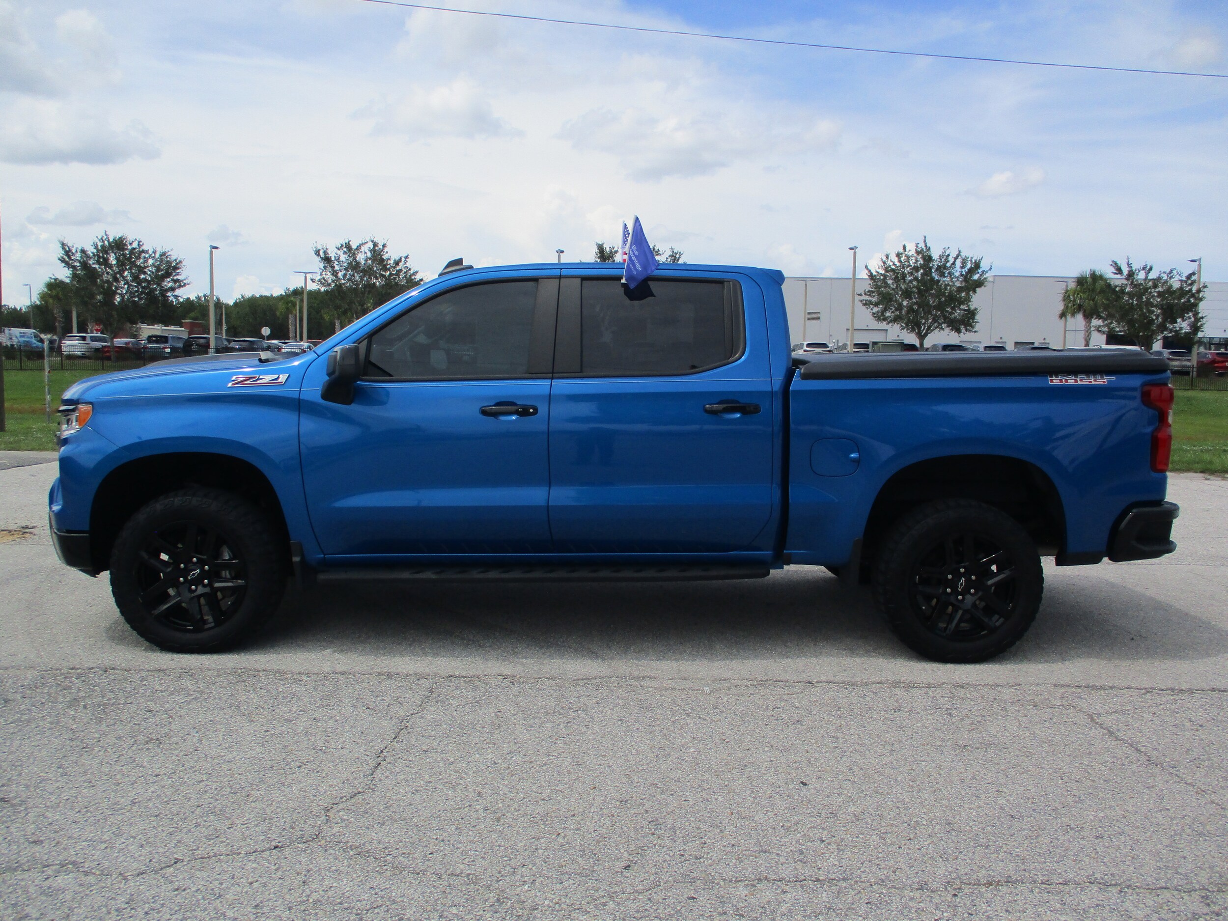 2023 Chevrolet Silverado LT Trail Boss photo 4