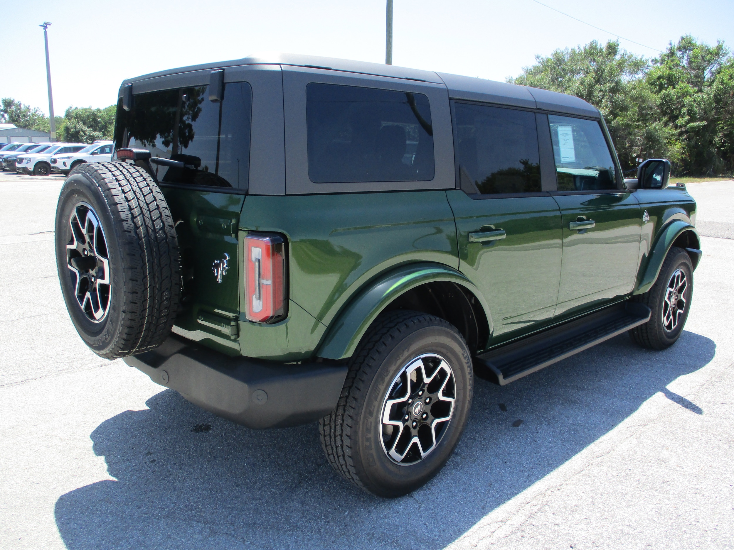 2025 Ford Bronco 4-Door Outer Banks - Photo 7