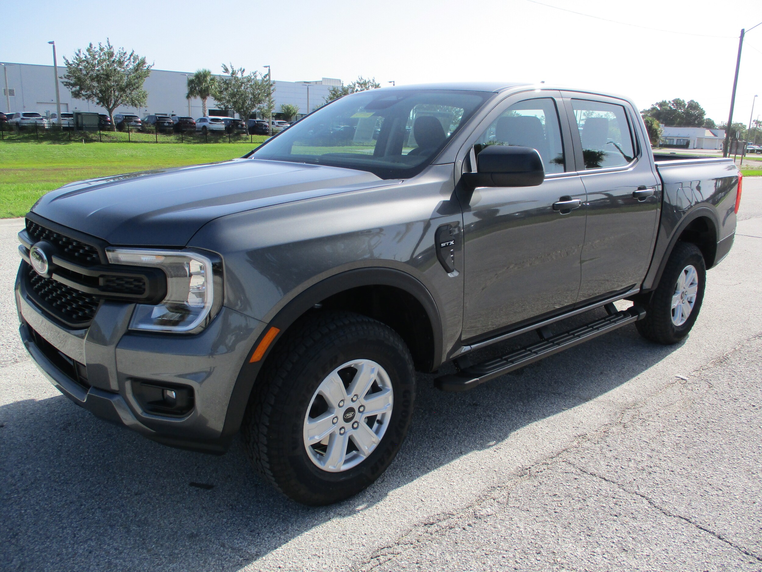 2025 Ford Ranger XL photo 3