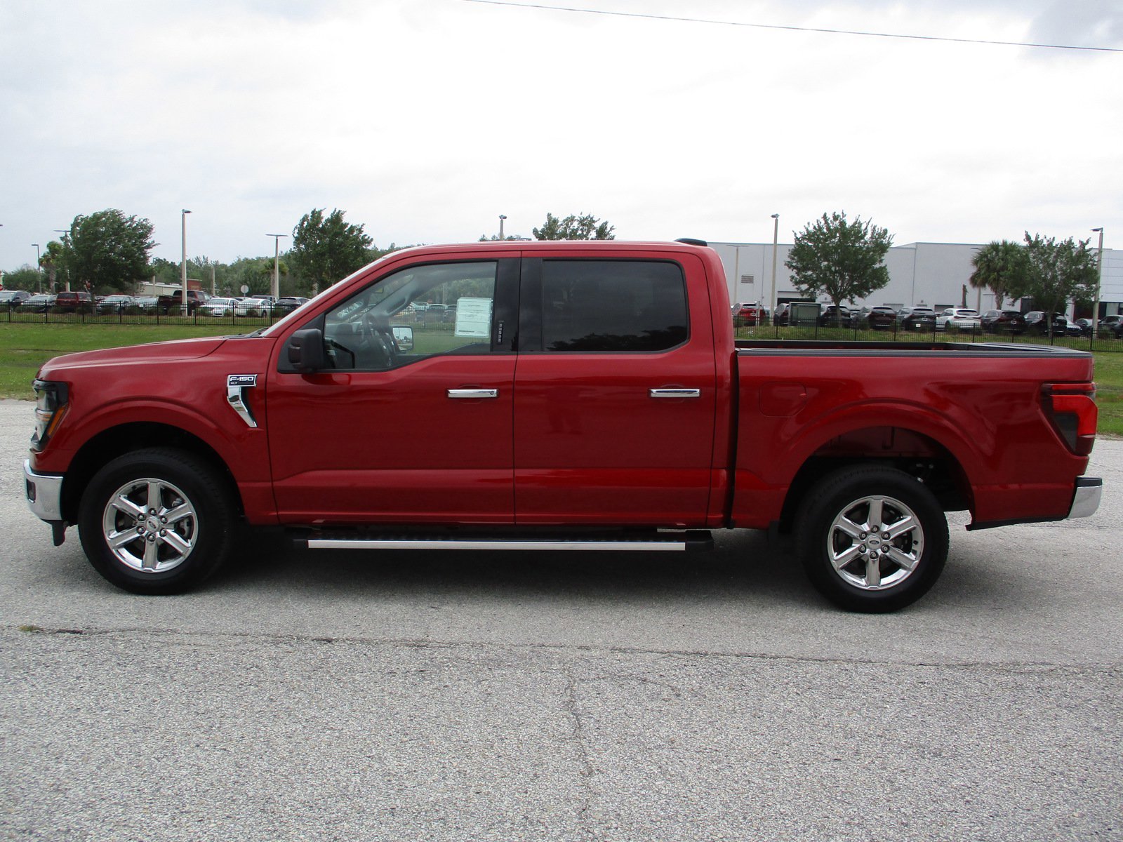 2024 Ford F-150 XLT photo 4